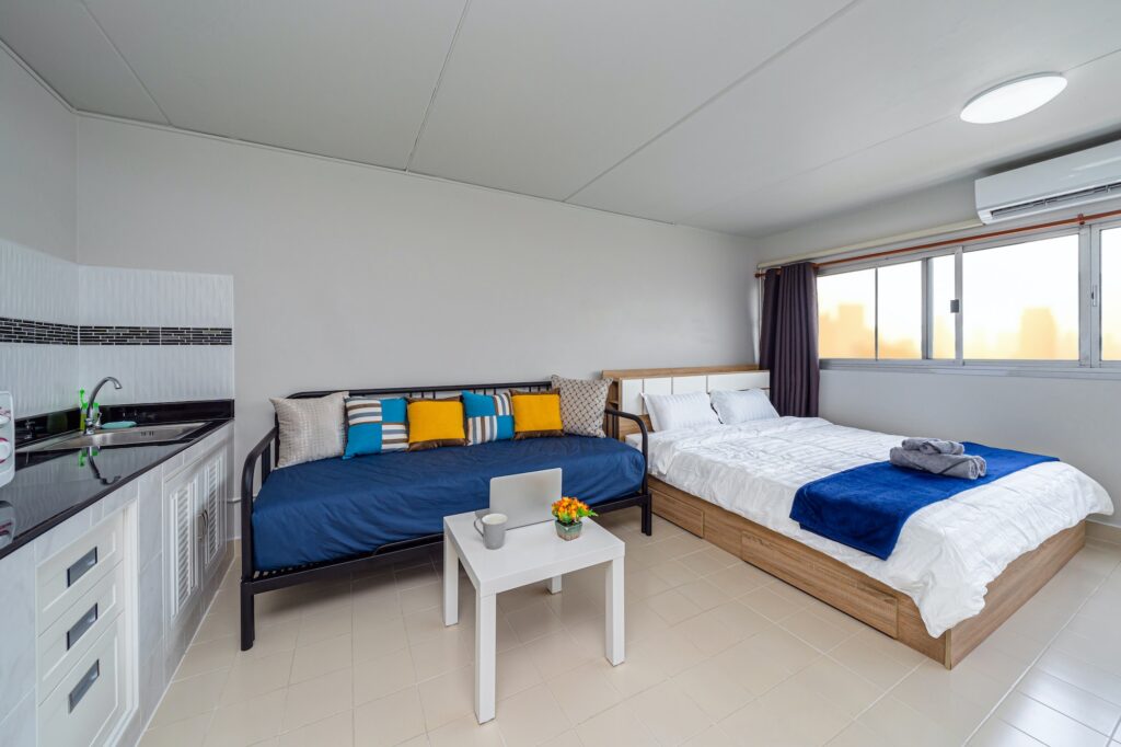 Furniture Custom Minimalis Modern